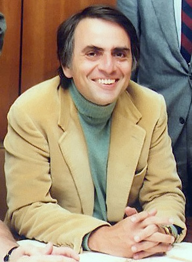 Karanlık Bir Dünyada Bilimin Mum Işığı - Carl Sagan
