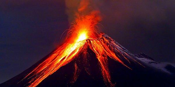 21. Dünyada bir milyar insanın canını alabilecek 40 büyük volkan bulunuyor.