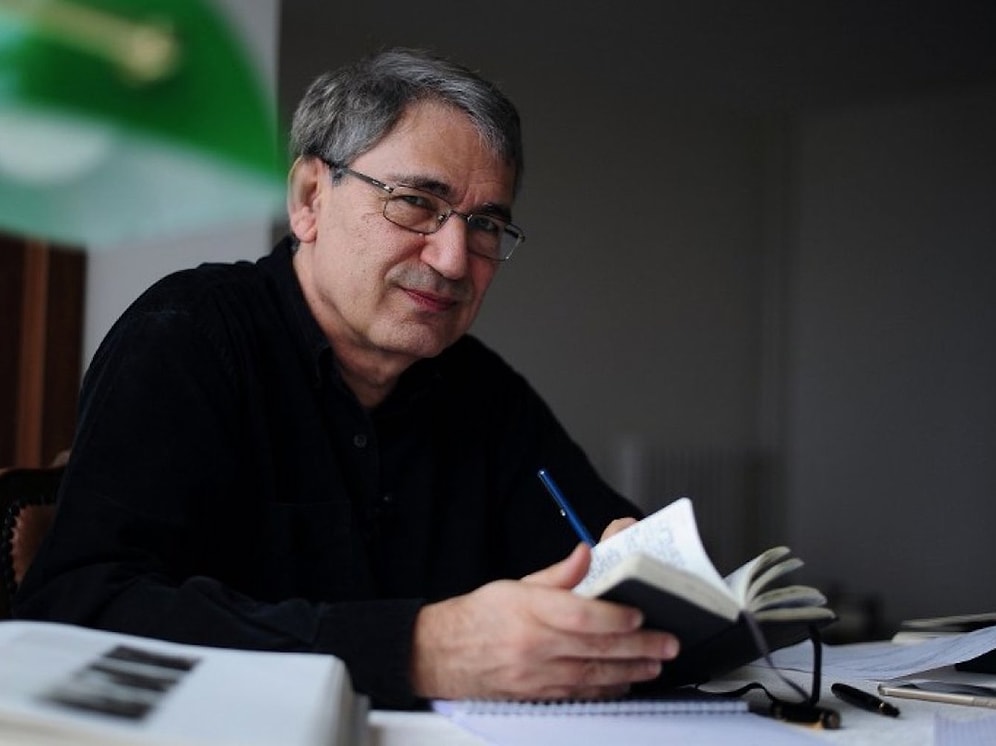 Pamuk: 'Ülkem ve Arkadaşlarım İçin Korkuyorum'