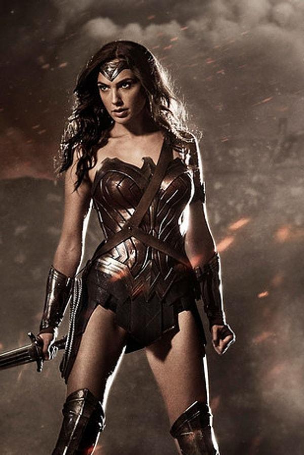 14. Alicia Vikander ise Wonder Woman'ı fazla izlemiş gibi.