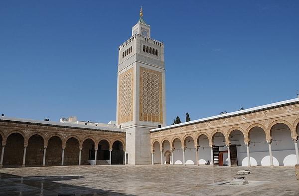 13. Al-Zaytuna Cami