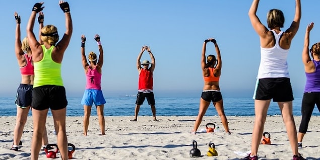 3. Hem sosyalleşmeye, hem de fitness’a ayıracak vaktiniz yok mu? İkisini birleştirin!