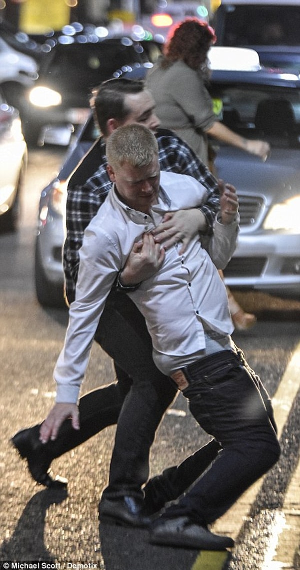 3. Падение лондонца