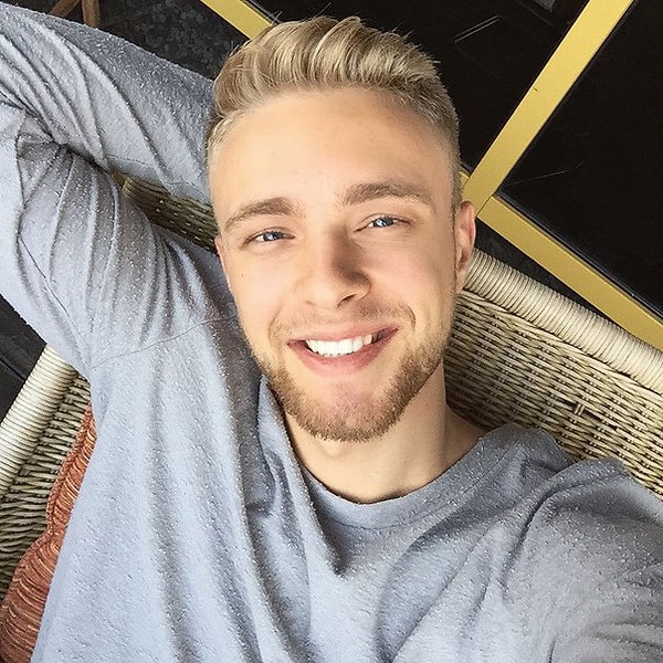 5. Некоторое время назад Егор встретил девушку своей мечты – хозяйственную, искреннюю, добрую и без вредных привычек