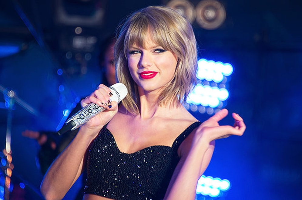 Taylor Swift Billboard'un '2015 Yılı En Çok Kazanan Ünlüler' Listesinin Bir Numarası!