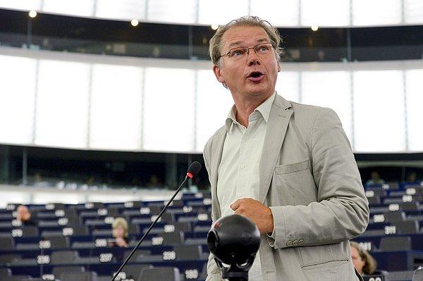 Belçika Yeşiller Partisi'nin Avrupa milletvekili anlaşmanın ‘hayatta olduğundan şüphe duyduğunu' dile getirdi
