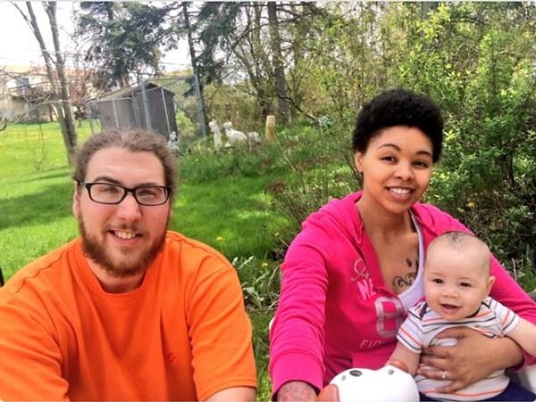 1. Ответ этому "Чемберлену" решили подготовить счастливые смешанные семьи.