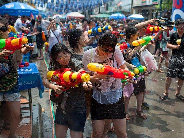 21. Songkran Festivali, Thailand.