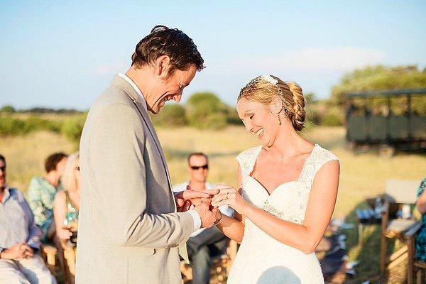 Brett ve Amelia Irwin, Güney Afrika'nın Johannesburg şehrinde yaşıyorlar ve 2015 yılında evlendiler.