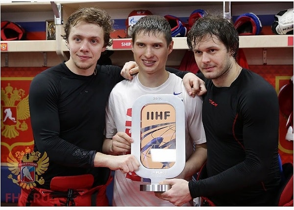 9. Эти трое ребят признаны лучшими игроками нашей сборной.