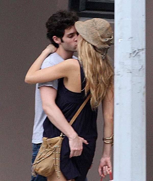 9. Penn Badgley & Blake Lively