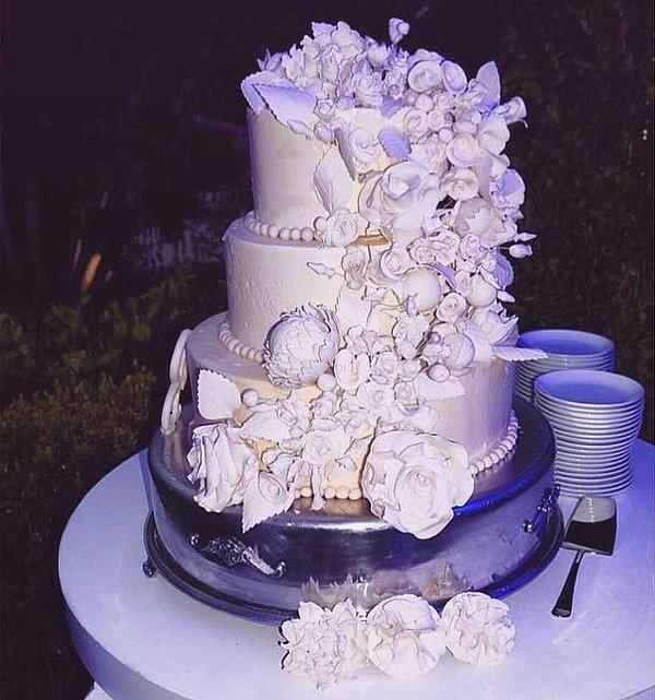 Düğün pastası olmadan olmaz!