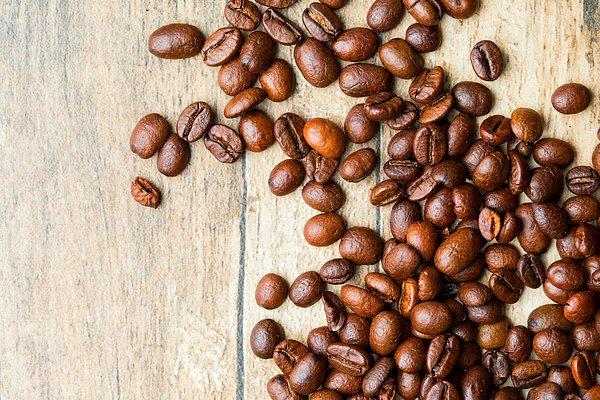 4. Kahve, dünya üzerinde en fazla satışı gerçekleştirilen ikinci üründür