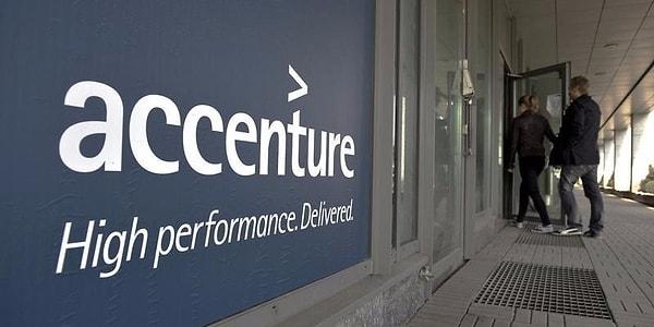 14. Accenture şirketi LGBTI haklarına gösterdiği saygı çerçevesinde, cinsiyet değiştirme ameliyatı olmak isteyen personelin masraflarının tamamını karşılıyor.