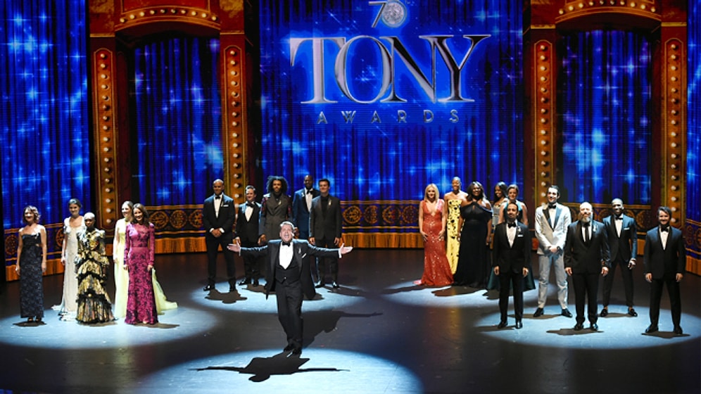Красная дорожка зовет! В США вручили театральную премию Tony Awards