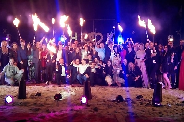 22. А завершилось торжество красочным фаер-шоу от «Андрамеды» и «Best Artist»