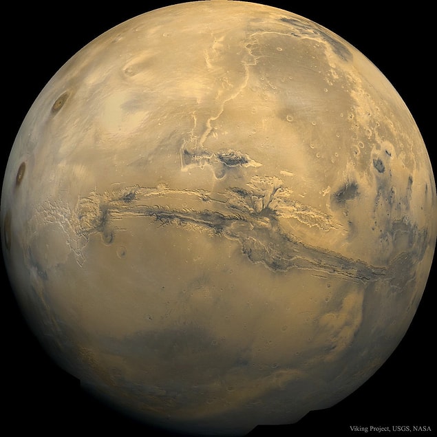 13. Valles Marineris : Mars'ın Büyük Kanyonu