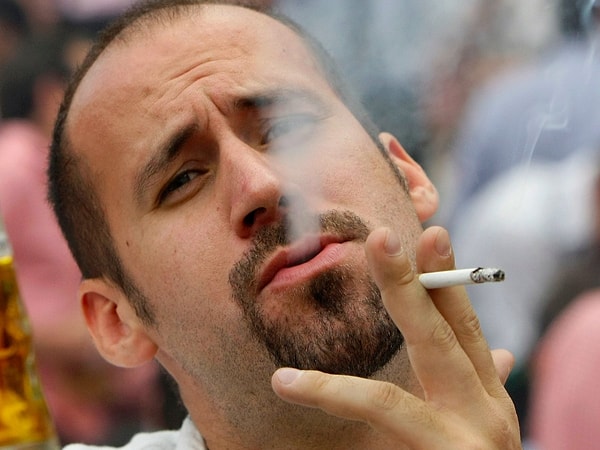 10. В 2005 году отец Александры продал свою долю в табачном бизнесе Skandinavisk Tobakskompagn за $500 млн