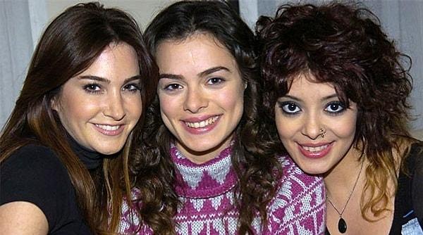 2008 ile 2010 arası Özge Özpirinçci ve Rojda Demirer'le çok iyi uyum yakaladığı ikinci dizisi Melekler Korusun'daki Özgür rolüyle herkesin beğenisi topladı.