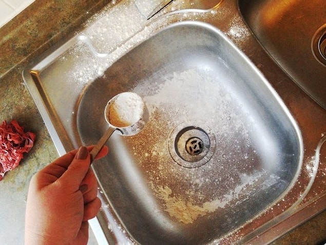 15. Lavabo her daim yağ içindeyse...