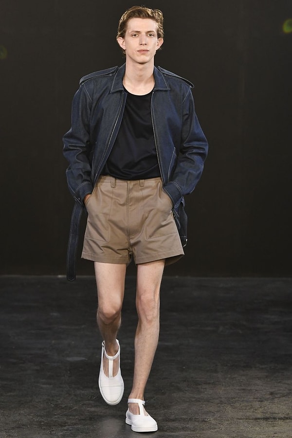 5. Да-да, ваше зрение вам не изменяет. Теперь в моде вот такие короткие шорты.