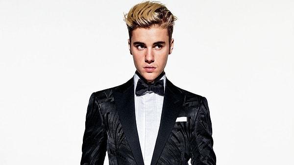 Justin Bieber, istese de istemese de son dönemlerde magazin basınının en çok konuşulan isimlerinden biri oldu.