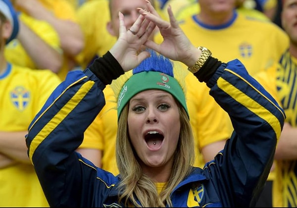 Потому что они во время матчей выкладываются на все 100.