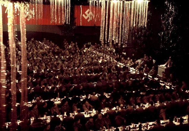 25. All the high-ranking members of the Nazi Party are present at the dinner.