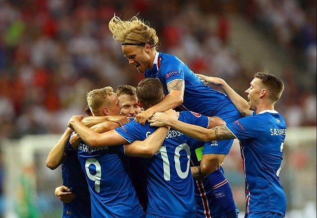 26. Bizden Türk kulüplerine tavsiye: Şampiyon mu olmak istiyorsunuz, İzlanda takımını satın alın!