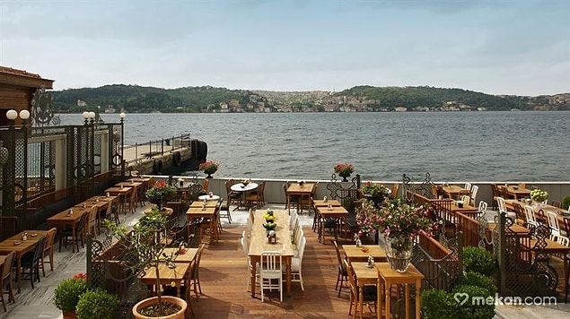 3. The House Cafe