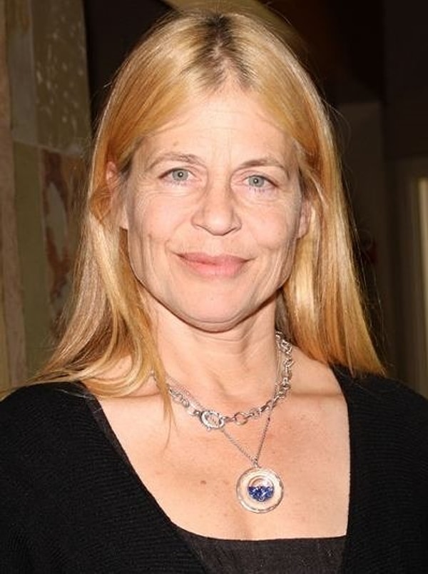 2. Terminatör 2: Mahşer Günü (1991)  Terminator 2: Judgment Day - Linda Hamilton