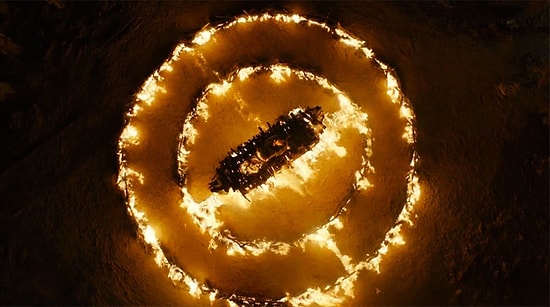 Tüm Diziyi Baştan İzlemek İstemenizi Sağlayacak 57 Enfes Game of Thrones Sahnesi