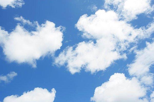 15. Bazı bulutlar rüzgârın hızına bağlı olarak saatte 160 kph hıza ulaşabilmektedir.