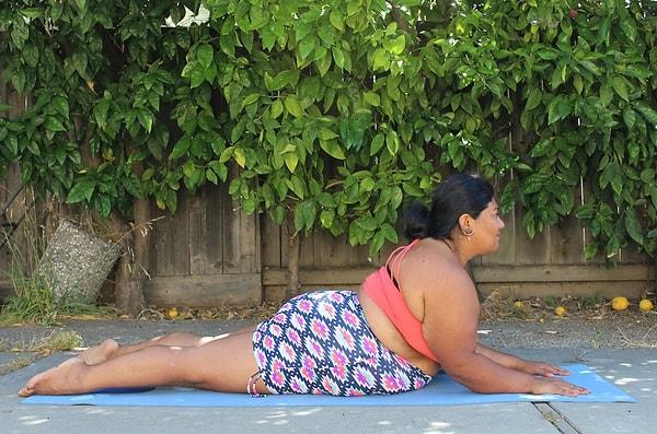 Valerie, kilo vermek ile yoga arasındaki bağlantı sorularına kendi tecrübesinden hareketle yanıt veriyor.
