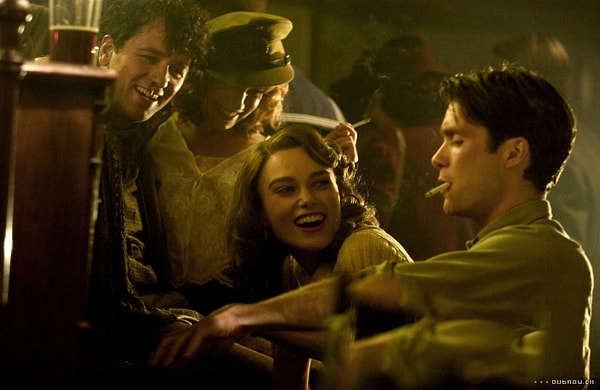 10. «Я рада, что застукала мужа с любовницей раньше, чем он застукал меня. Теперь он выглядит как плохой парень»