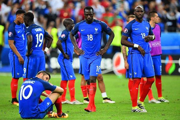 Fransa evinde ilk kez bir finalde kaybetti