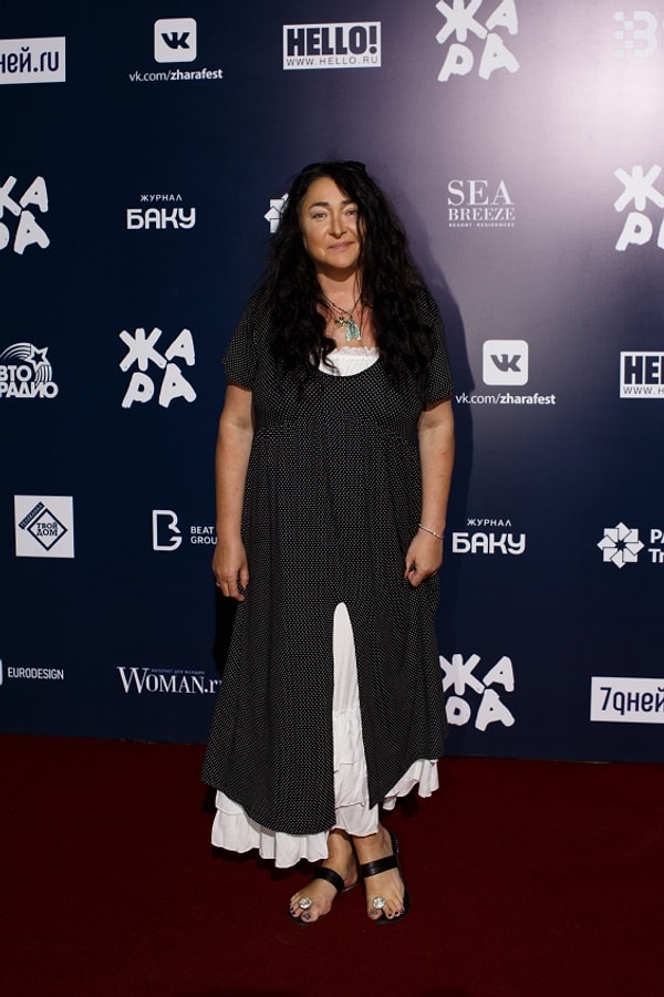 11. Лолита Милявская