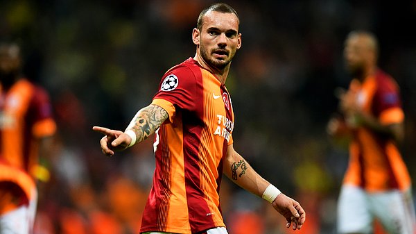 "Sneijder'in performansından gayet memnunum"