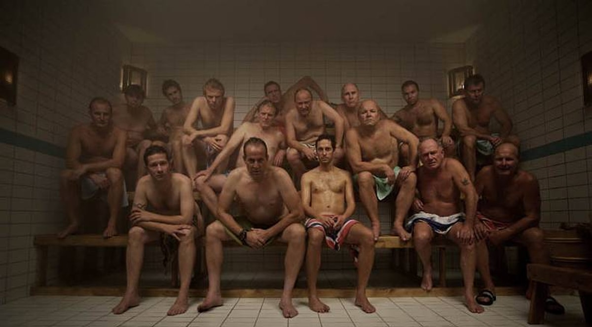 Men in the steam room фото 89