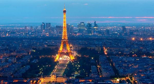 7. "Birçok kişinin hayallerini bozacağım ama Paris aşkın şehri değil ve etraf pislik ve fare dolu."