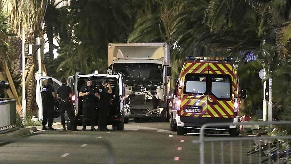 Nice Saldırısına Siyasilerden Tepki Yağıyor