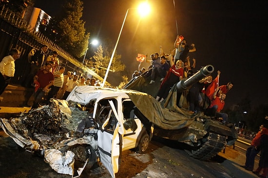 Türkiye Bugünleri Unutmayacak: Tarih Boyunca Konuşulacak Arşivlik Görüntüler