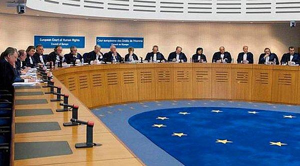 1990'da zorunlu yargı yetkisi kabul edilen Avrupa İnsan Hakları Mahkemesi'nin zorunlu yargı yetkisine dair sözleşmeler feshedilir.