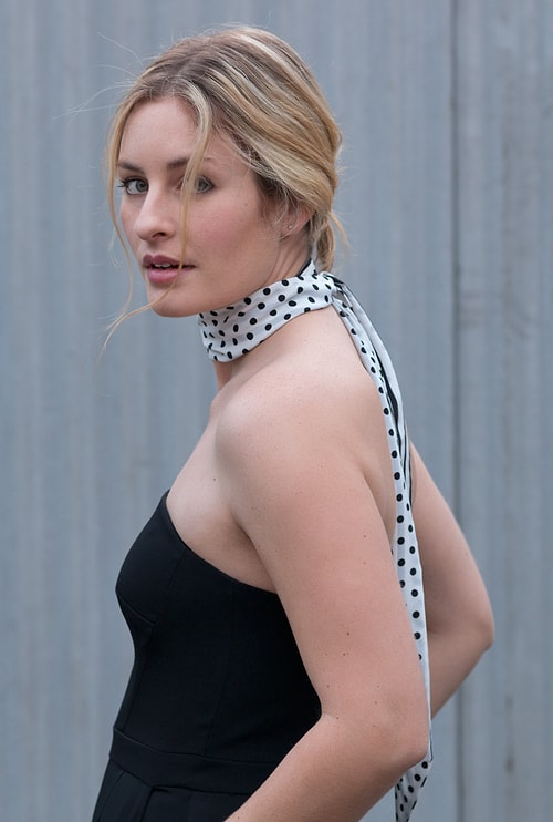 Thin scarfs!