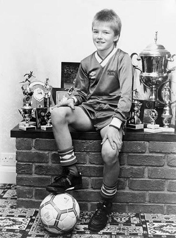 2. Futbolcu olmak çocukluğundan beri onun en büyük hayaliydi.