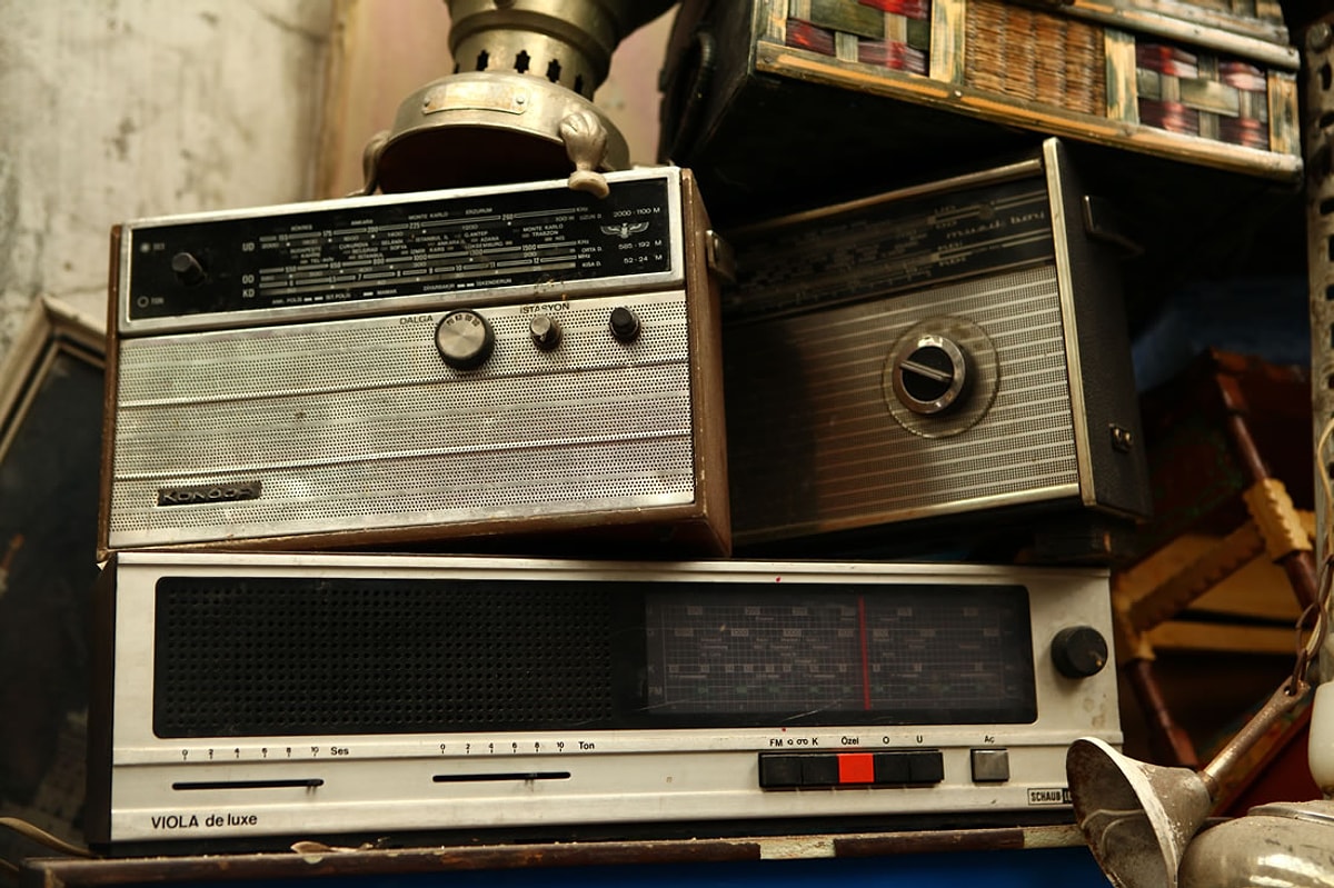 Old devices. Old radio. vintage radio.