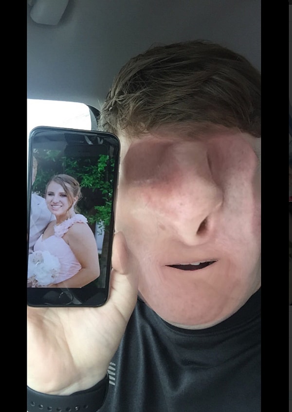 9. А этот удалец чем-то смахивает на Слота из «Балбесов»