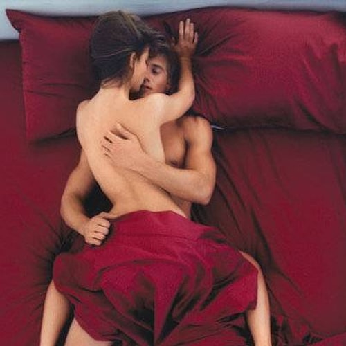 Наверное, я слишком громкая. Он наверняка испугается и больше не позвонит