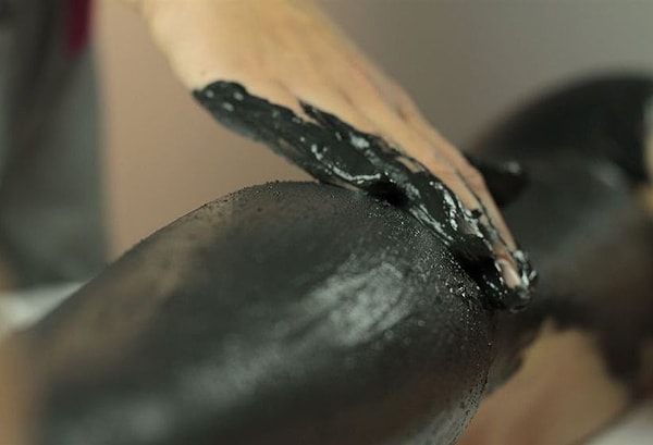 4. Там звезда снялась в рекламе спа-салона, принадлежащего отелю.