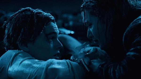 45. Titanik (1997)  Titanic / James Cameron